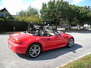 Illustration for article titled Blown-Chevy Powered ’97 Z3 for $20,000!